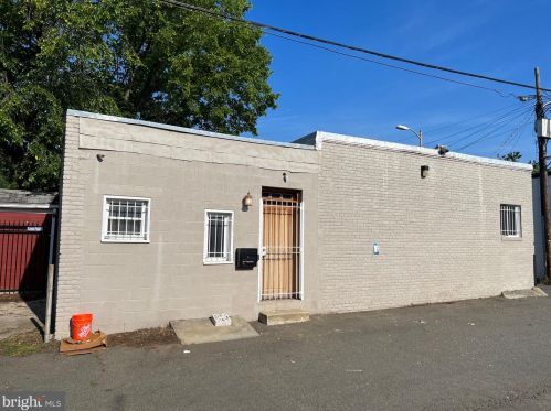 732 11 St, Washington DC 20010-2405 exterior