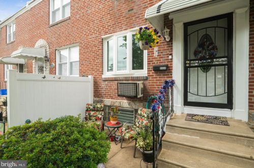 3334 Hartel Ave, Philadelphia, PA 19136-3026