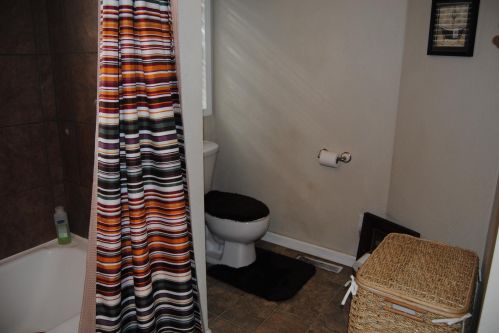 3741 60, Milwaukee WI 53216-2131 exterior