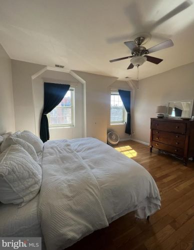 907 T St, Washington DC  20001-4119 exterior