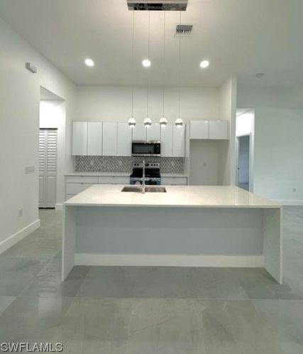 3216 36th St, Lehigh Acres FL  33976-4307 exterior