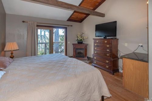 9500 Brewery Gulch Rd, Mendocino CA  95460-9016 exterior