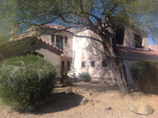 9121 Karen Dr, Scottsdale, AZ 85260-2743