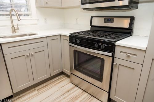 77 Jefferson Pl, Paterson NJ  07512-2527 exterior