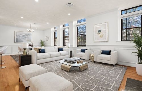 75 Park St, Medford, MA 02155-3925