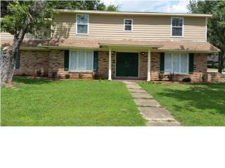 2185 Aberdeen Dr, Montgomery, AL 36116-2122