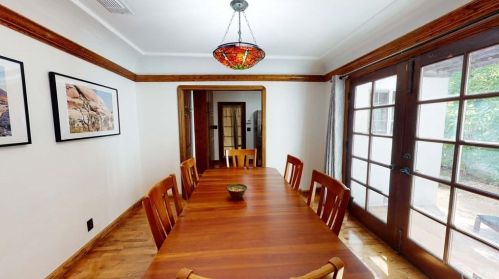 15560 Leadwell St, Van Nuys CA 91406-3110 exterior