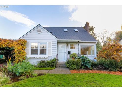 805 44 St, Vancouver WA  98660-1616 exterior