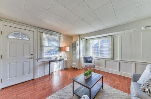 67 Hawkins St, Hollister CA  95023-4901 exterior