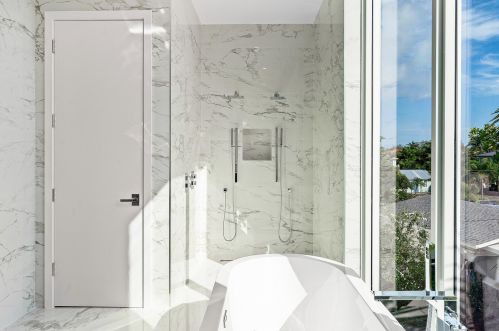 724 Lake Ave, Delray Beach FL  33483-5928 exterior