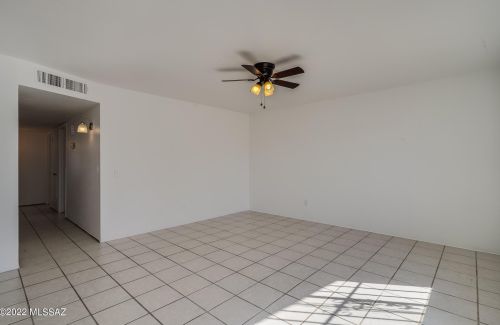 3050 Christopher Dr, Tucson, AZ 85746-6222
