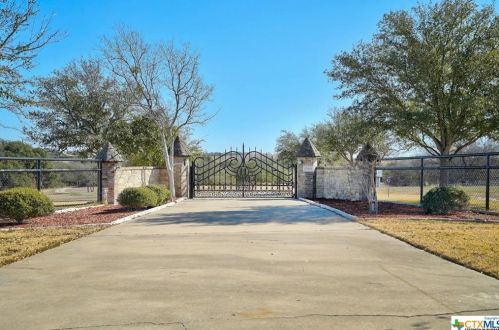 8833 Fm 1123, Morgans Point, TX 76513-7760