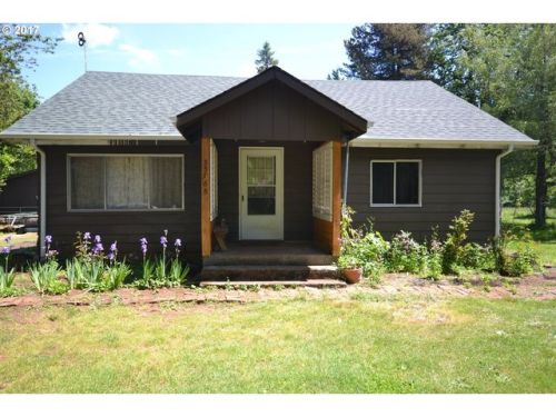 35566 Divers Rd, Estacada, OR 97023-8438