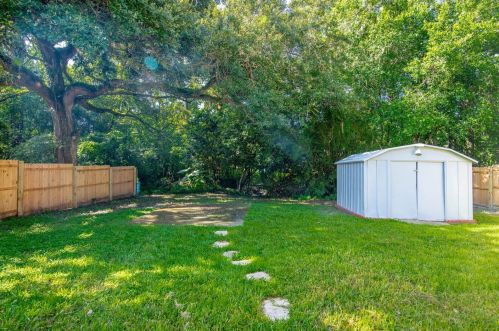 21434 Canal Dr, Brooksville FL  34601-1421 exterior