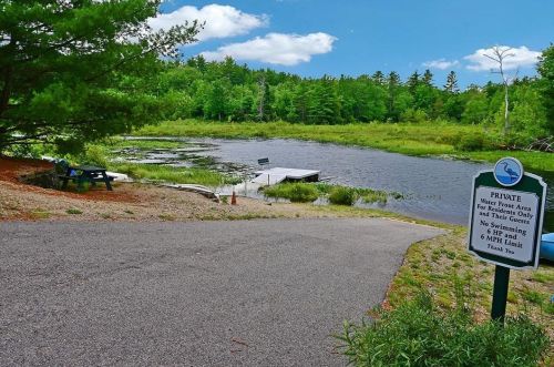 82 Chickadee Ln, Alton, NH 03809-5033