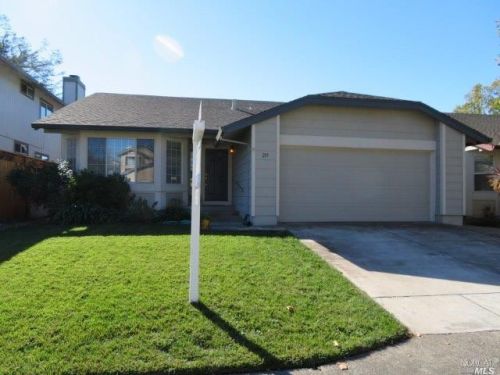 219 Dartmouth Way, Windsor CA  95492-8740 exterior