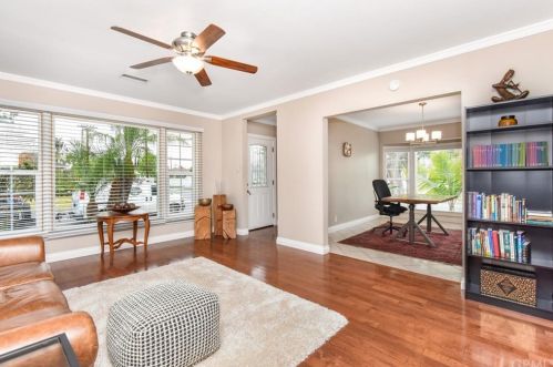 6003 Eckleson St, Lakewood CA  90713-1910 exterior