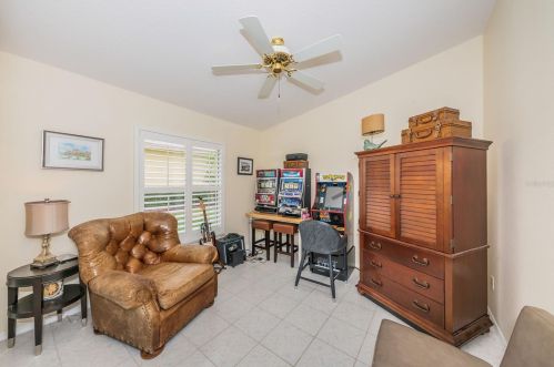 1863 Kinsmere Dr, New Port Richey FL  34655-4539 exterior