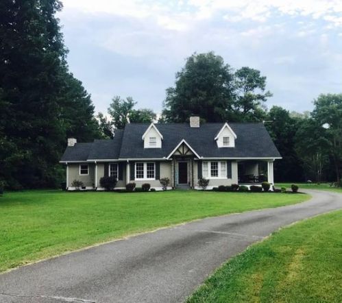 723 Main St, Waverly, TN 37185-1811