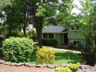 756 Meadowlark Ln, Yreka, CA 96097-3114