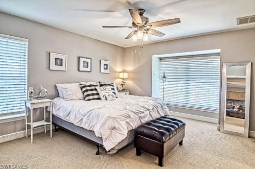 466 Sea Oats Dr, Sanibel FL  33957-5413 exterior