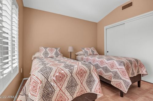 14224 Wagon Wheel Dr, Sun City AZ  85375-2819 exterior