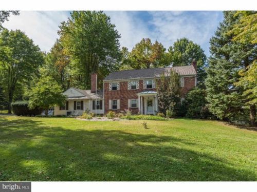 365 Kathwood Ln, Wayne, PA 19087-2109