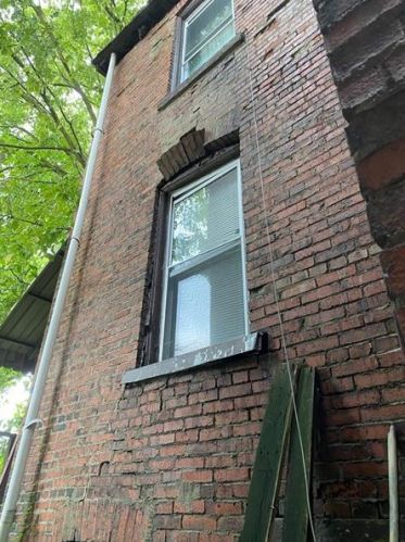 119 Hawkins Ave, Pittsburgh PA 15122-1633 exterior