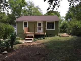 748 Croley Dr, Nashville, TN 37209-1206
