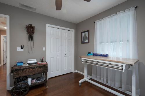 1001 Farmington Ln, Washington Ch OH  43160-8641 exterior