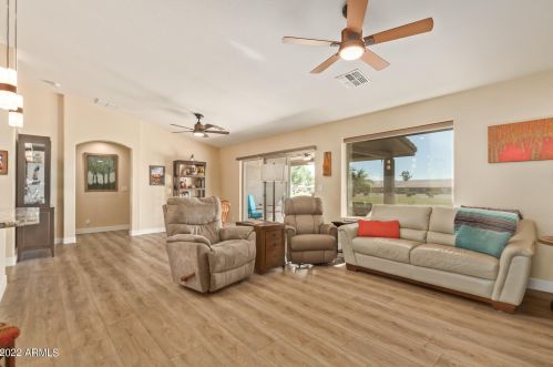 11301 Keats Ave, Mesa, AZ 85209-8307