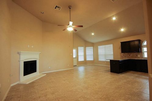 8914 Jordi Dr, Tomball TX  77375-5694 exterior