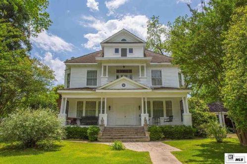 201 Wall St, Columbia Heights, LA 71418-5600