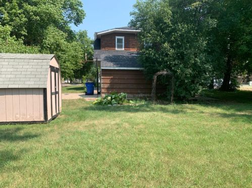 623 4th St, Louisburg MN  56256-1329 exterior