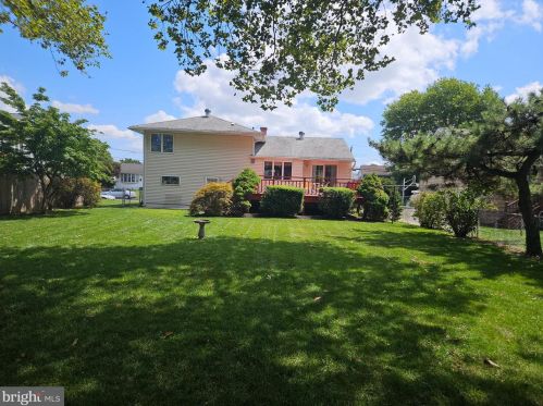 27 Brandywine Way, Trenton NJ 08690-3104 exterior