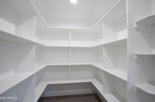 156 Elm St, Phoenix AZ  85013-2721 exterior