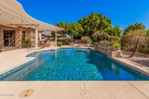 13227 Palo Verde Dr, Litchfield Park AZ  85340-7372 exterior