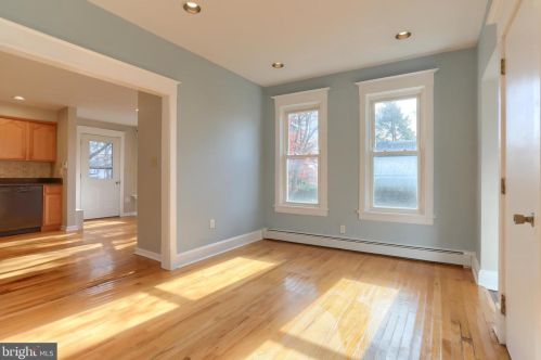 203 Paxtang Ave, Harrisburg PA  17111-1841 exterior