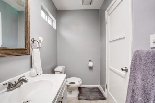 304 Sloan Ave, Compton CA  90221-3351 exterior