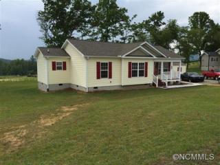 173 Ridge Field Dr, Hendersonville, NC 28792-9407
