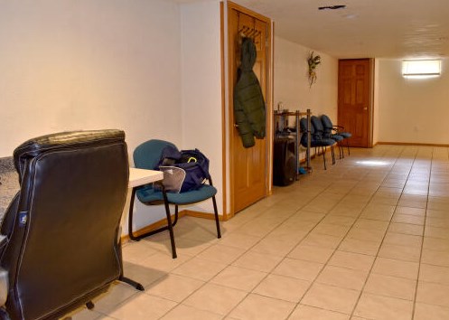 8303 106, Milwaukee WI 53224-2611 exterior