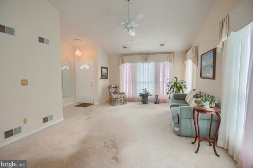 9 Pheasant St, Navy Sup Dpt PA  17050-3145 exterior