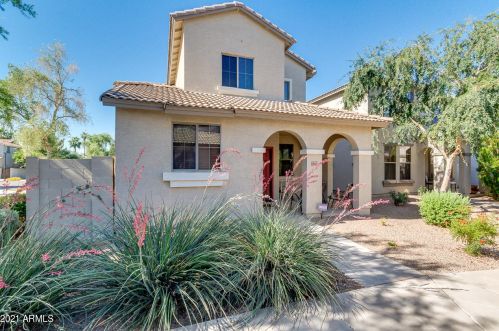 1946 Ivanhoe St, Gilbert, AZ 85295-5160