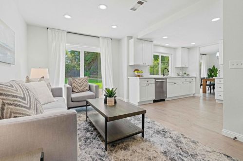 30669 Southern Cross Rd, Temecula CA  92592-3249 exterior