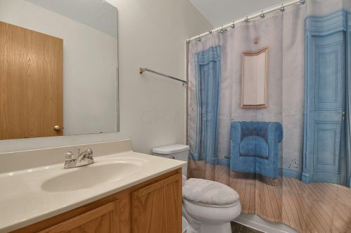 410 Green Apple Pl, Pataskala OH  43062-7453 exterior