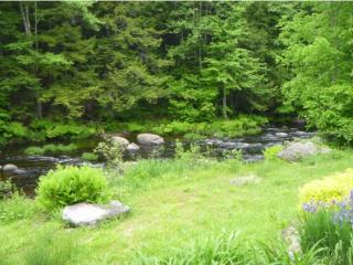 28 Beard Rd, Hillsboro NH  03244-4702 exterior