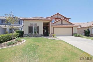 8409 Blue Heron Dr, Bakersfield, CA 93312-1917