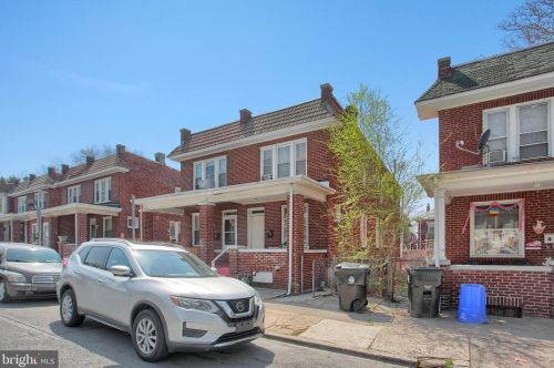 2726 Lexington St, Harrisburg, PA 17110-2627
