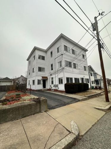 163 Bernice Ave, Woonsocket RI  02895-5713 exterior
