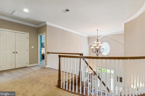 8373 Pedigrue Ct, Gainesville VA  20155-3240 exterior